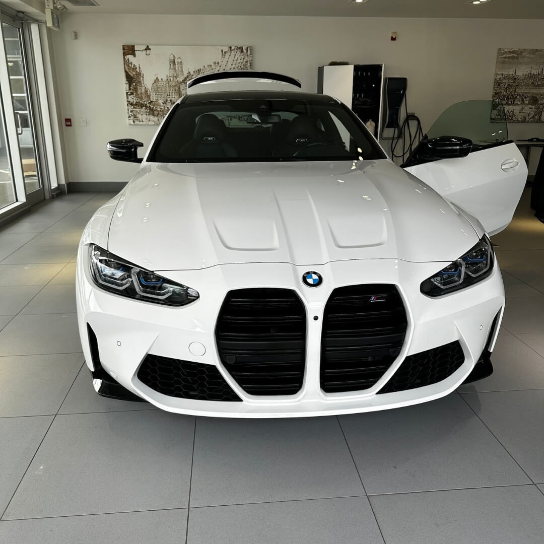 BMW M4 COMPETITION