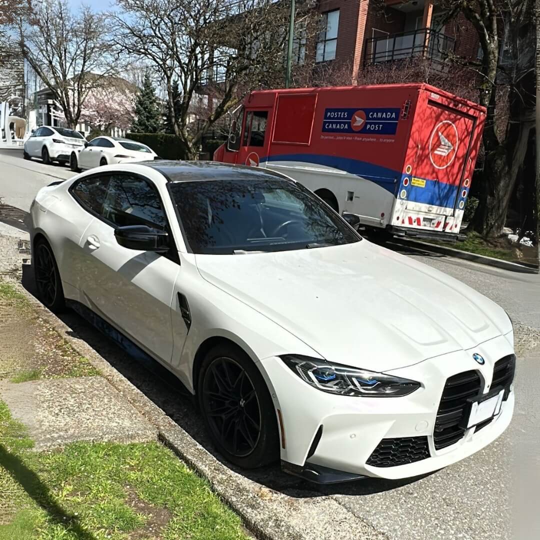 BMW M4 COMPETITION